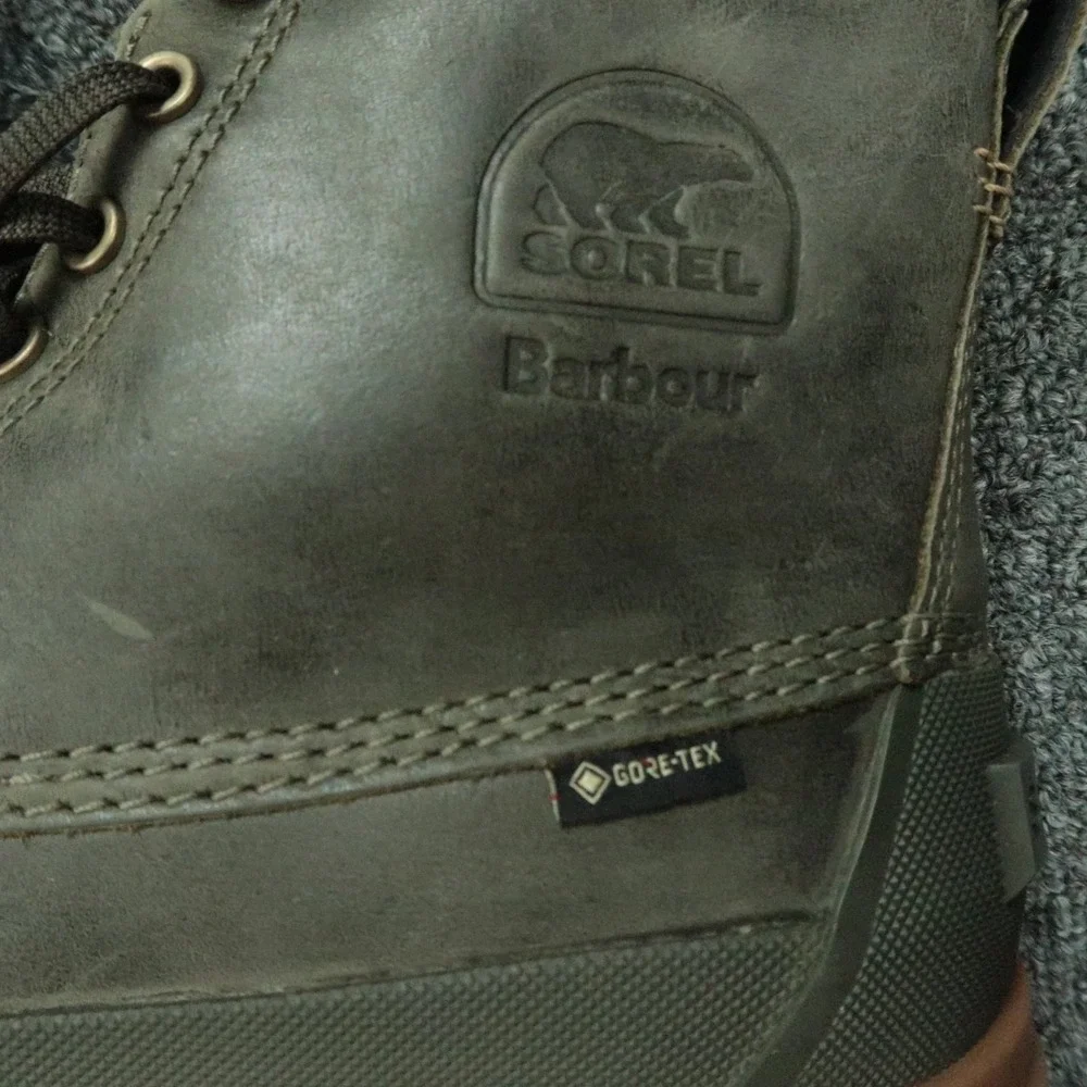 Sorel x Barbour Boots Mens 9.5 Green Daystorm Horizon Gor Tex Hiking Womens 11